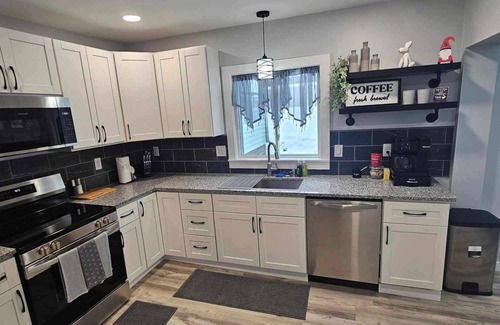 Fairmount House | 3-bedroom house in welcoming Syracuse with WiFi, AC. Start your getaway now