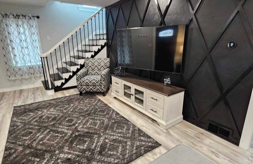 Fairmount House | 3-bedroom house in welcoming Syracuse with WiFi, AC. Start your getaway now