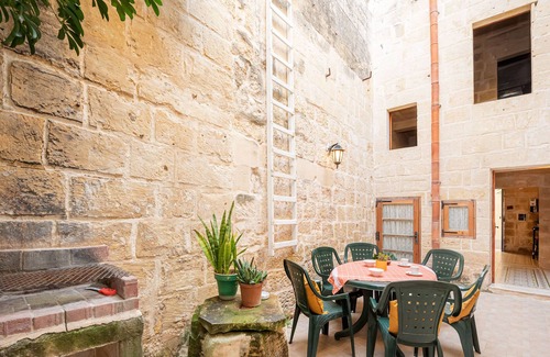 Rabat House | 3 bedroom house of character in Rabat near Mdina