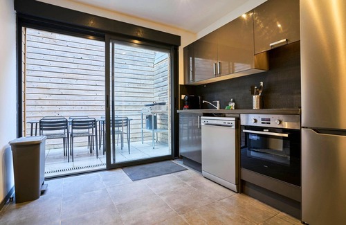 Tourcoing House | 3 bedroom house with courtyard, near metro