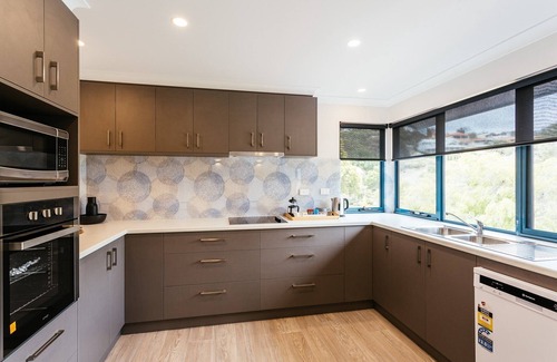 Mount Clarence Apartment | 3 Bedroom King Bed spa fully self contained
