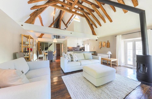 Ocquerre Apartment | 3 bedroom lovely apartment in Ocquerre