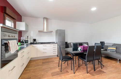 Arnoia Apartment | 3 bedroom nice apartment in A Arnoia