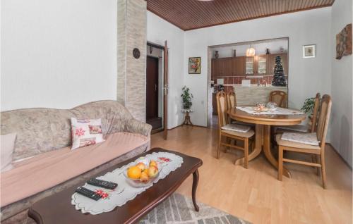 Crni Lug House | 3 Bedroom Nice Home In Crni Lug