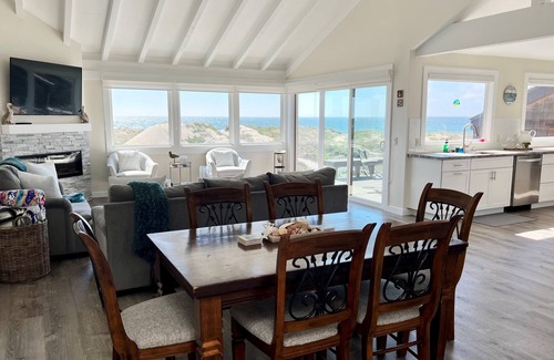Castroville House | 3 Bedroom Ocean Front (sleeps 6)