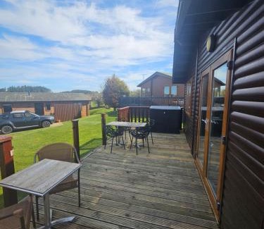 Mullacott House | 3 Bedroom Ocean View Lodge