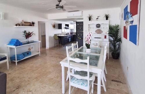 Veron Apartment | 3-bedroom oceanview apartment in Playa Turquesa in Punta Cana with AC and wifi