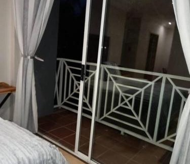 Faerie Glen Apartment | 3 bedroom self catering @ Lelapa La Baphogole