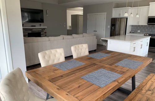 Okanagan-Similkameen House | 3 Bedroom Sleeps 8Great View New Home Sendero Canyon available all summer