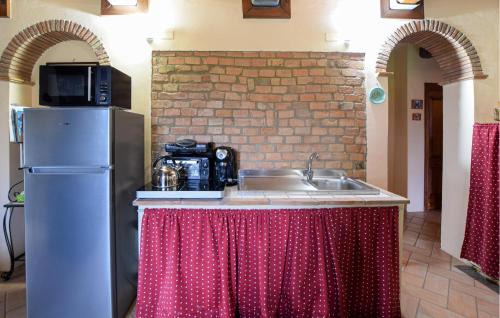 Ficulle Apartment | 3 Bedroom Stunning Apartment In Ficulle