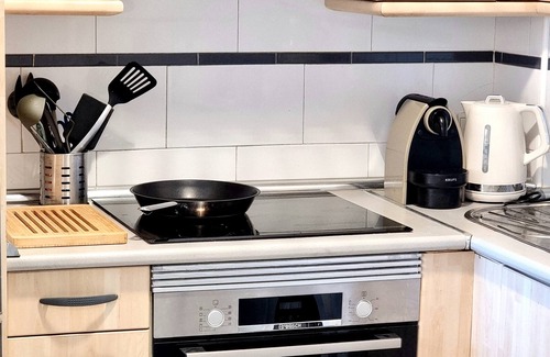 Torrequebrada House | 3 Bedroom Summer House Duplex - 5min from Beach, w/Pools on El Coloso