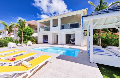 Grand Case Villa | 3 bedroom villa with gorgeous view over Happy Bay (Blue Sailing)