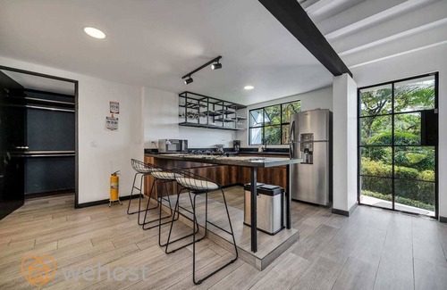 El Tesoro Apartment | 3 Bedrooms 3.5 Bathrooms