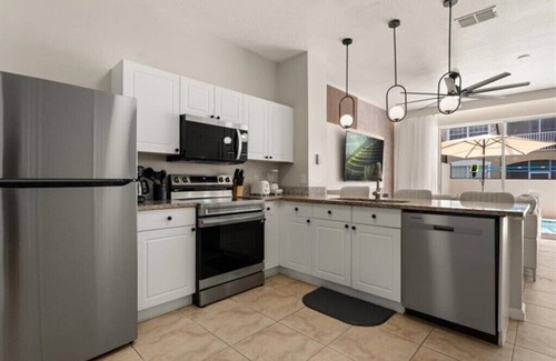 Windsor Palms House | 3 Bedrooms/3 Bathrooms/Windsor Palms (2318SP)
