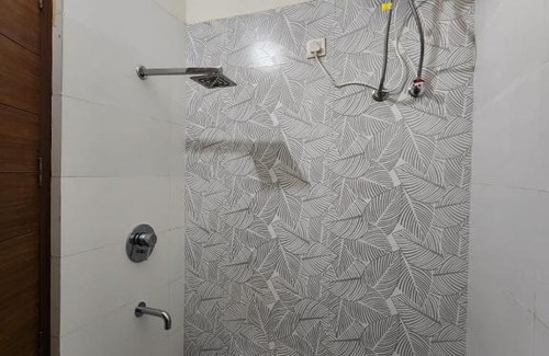 Panchkula Apartment | 3 Bedrooms attach baths Balcony and Hall