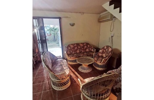 Wolmar Other | 3 bedrooms houserental Seaview less than 30 secondes walk to the beach