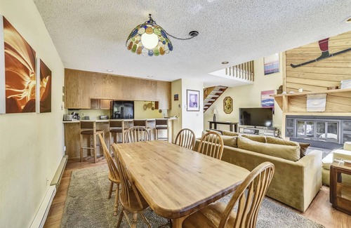 Frisco House | 3 bedrooms in Frisco, sleeps 10! Private hot tub!