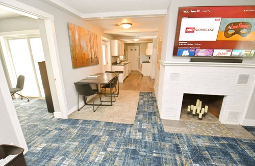 Wooded Estates House | 3 blocks to Notre Dame, EV Charger, BBQ & Fire Pit! (1707)
