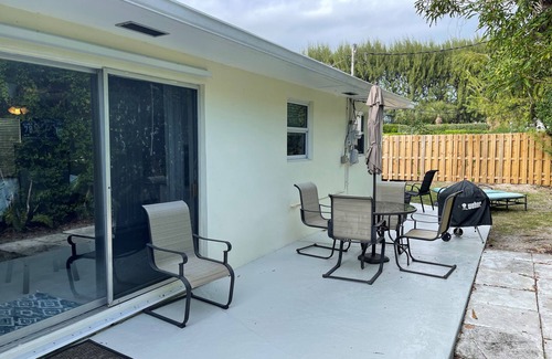 Singer Island House | 3 BR/2 BATH WALK TO BEACH