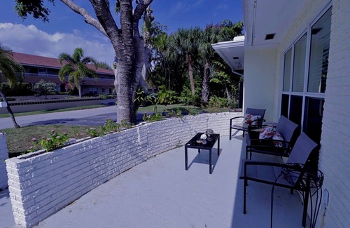 Singer Island House | 3 BR/2 BATH WALK TO BEACH