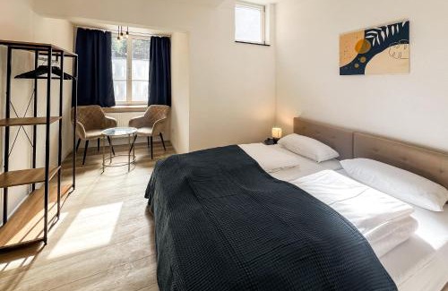 Schwaebisch Hall Apartment | 3 BR Altstadtwohnung mit Parkplatz, tolle Lage in Schwäbisch Hall, bis 8 Personen