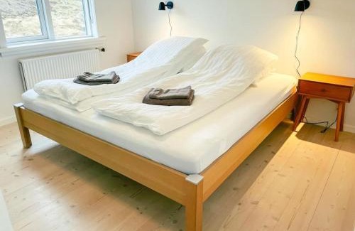 Hoyvik Apartment | 3 BR home for 6 guests, Hoyvík, Tórshavn