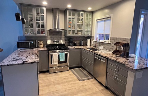 Durango House | 3-BR Townhome with Waterfall View