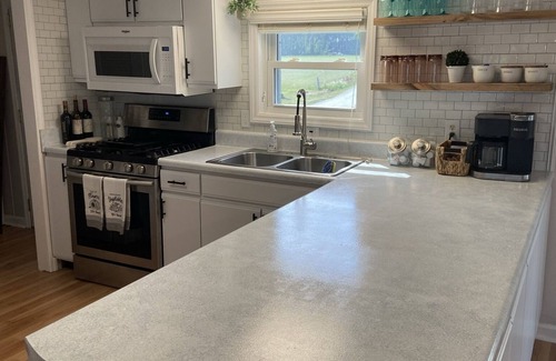 Minnesott Beach Cottage | 3 BR waterfront river home; spectacular views