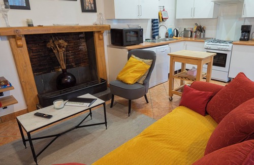 Cezais Cottage | 3 gîtes, swimming pool, 6 bd/13 p - Puy du Fou/Marais poitevin/Mervent/Vouvant