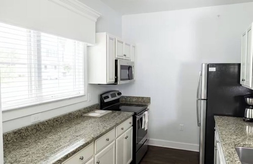 Lackey Resort | 3 High-End Villas w/Plush Bedding + Full Kitchen in Peaceful Setting