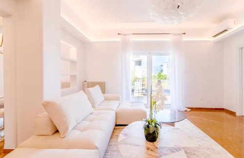 Anafiotika Apartment | 3 Level Acropolis Penthouse with Roof Garden Oasis