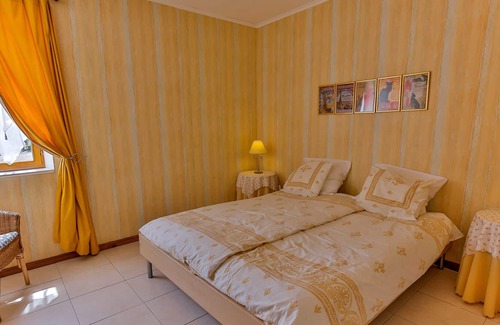Degagnac House | 3 luxury holiday homes with swimming pool in Dordogne / Lot on a small estate
