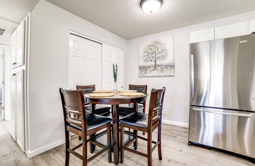 Reno Condo | 3 Mi to Dtwn: Gated Condo w/Patio in Reno!