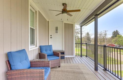 Youngstown Apartment | 3 Mi to Dtwn Quiet Youngstown Apt with Deck!