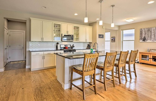 Grand Elk Ranch House | 3 Mi to Granby Ranch: Home w/Hot Tub & Mtn Views!