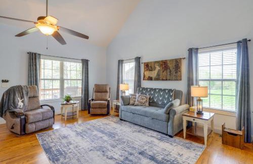 Hiawassee House | 3 Mi to Hiawassee Berry Cute Country Cottage