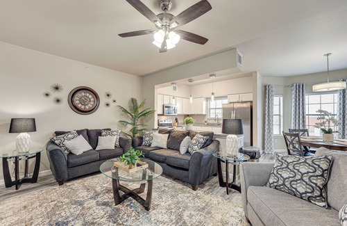 Eckhert Crossing Condo | 3 Mi to Hospitals: Stylish Condo in San Antonio!