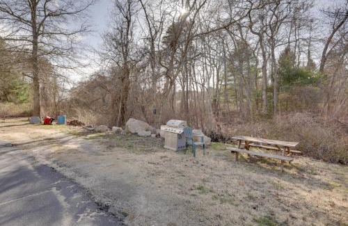Wareham Apartment | 3 Mi to Main Street Newly Renovated Wareham Apt!