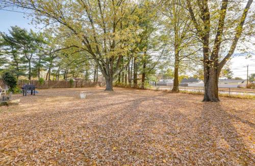 Willingboro House | 3 Mi to Mill Creek Park Willingboro Home with Grill