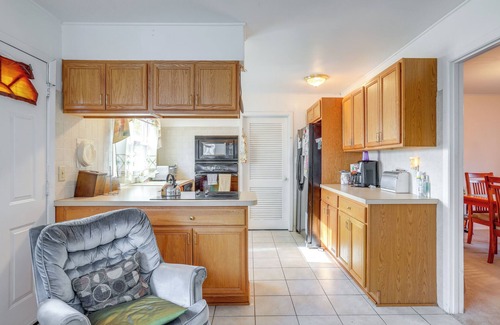 Willingboro House | 3 Mi to Mill Creek Park: Willingboro Home w/Grill