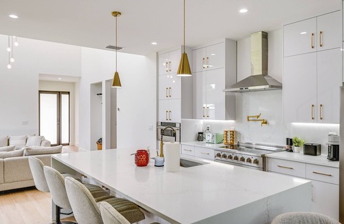 East Naples House | 3 Mi to Naples Beach: Luxurious Home w/Pool!