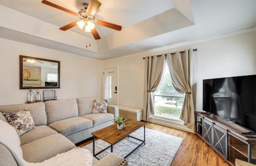 Universal City House | 3 Mi to Randolph AFB Family Home with Poker Table!