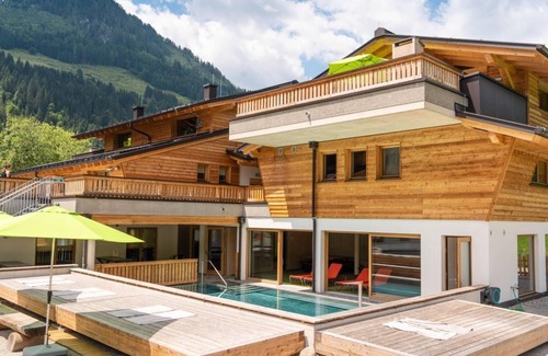 Kleinarl Apartment | 3 nights DO to SO - Alpin Chalet Large