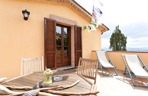 Riparbella Villa | 3-person apartment in Tuscan farmhouse