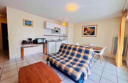 Quiberon Apartment | 3 pièces à Quiberon - 48m², balcon, plage à 20m, parking, animaux acceptés - FR-1-478-65