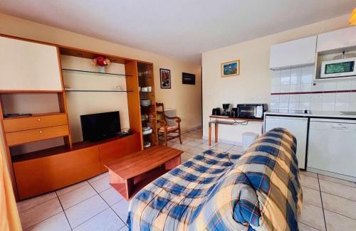 Quiberon Apartment | 3 pièces à Quiberon - 48m², balcon, plage à 20m, parking, animaux acceptés - FR-1-478-65