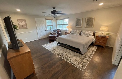Bryan Other | 3 Points Ranch - Large Group Retreat Sleeps 28