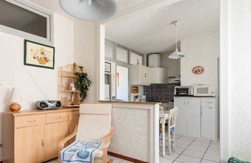 Marseillan Plage Apartment | 3-Room Apartment with Air Conditioning Near Market in Marseillan-Plage