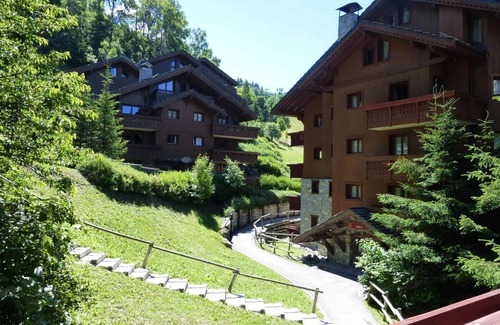 Meribel Village Apartment | 3-Room Apartment for 6 in Méribel Village, Ski-In/Ski-Out, Access to Heated Pool