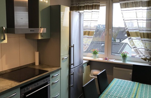 Duisburg Sud Apartment | 3-room apartment (near Messe Düsseldorf / Essen)